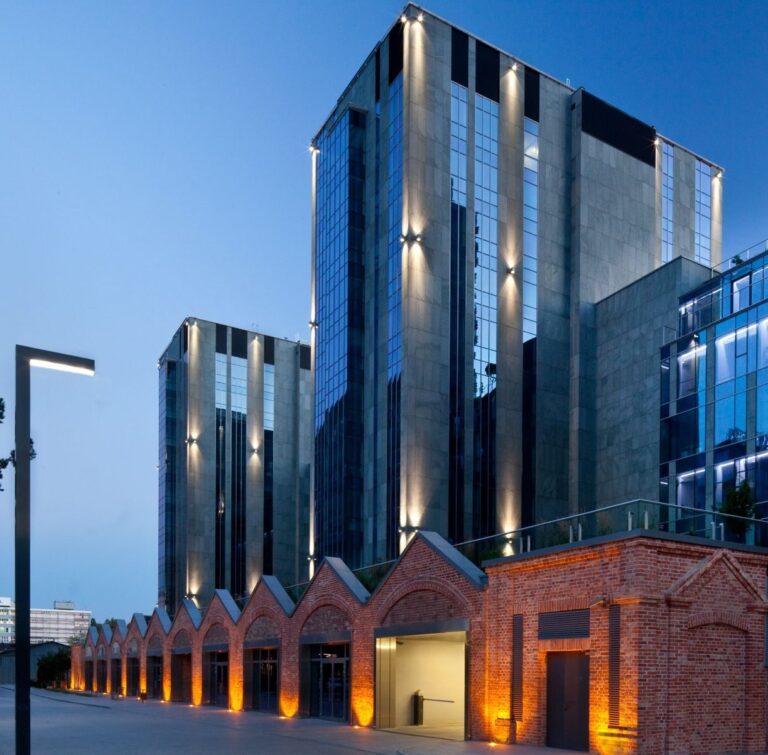 KAROLKOWA BUSINESS PARK W SYSTEMACH ALUPROF