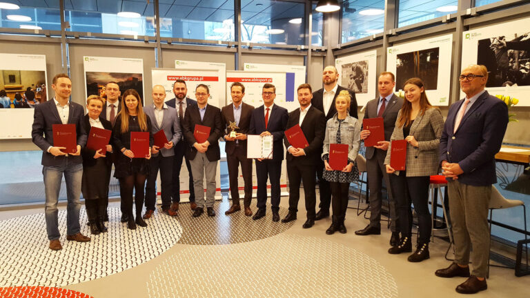 KAMPANIA REKLAMOWA FAKRO NAGRODZONA W KONKURSIE THE CHAMP AWARDS