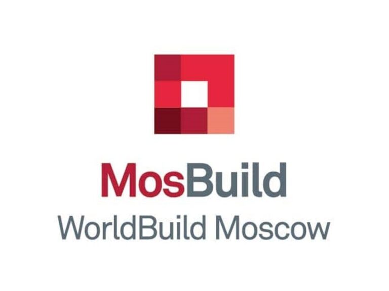 POLSCY BUDOWLAŃCY PODBIJAJĄ MOSKWĘ