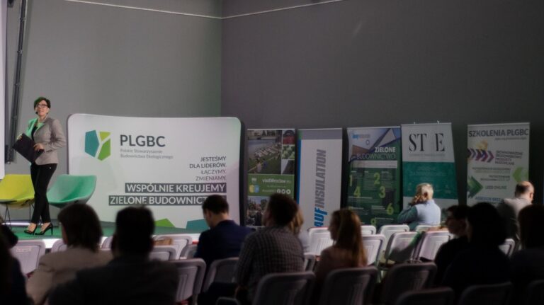 KONFERENCJA PLGBC DZIEŃ ZIEMI Z ZIELONYM BUDOWNICTWEM