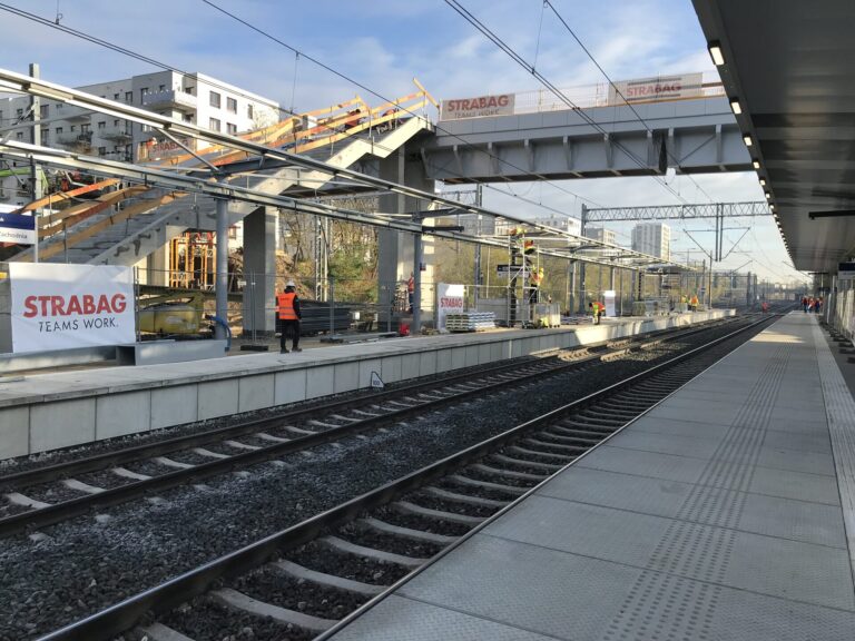 STRABAG NA FINISZU PRAC PRZY PRZYSTANKU KOLEJOWYM