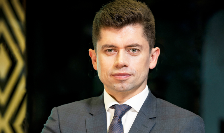 Hoogells uruchamia praktykę nieruchomościową i rozbudowuje zespół