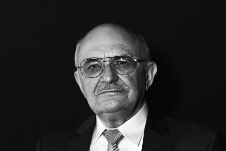 NIE ŻYJE PROFESOR LEONARD RUNKIEWICZ
